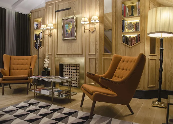 Отель Browns 4*