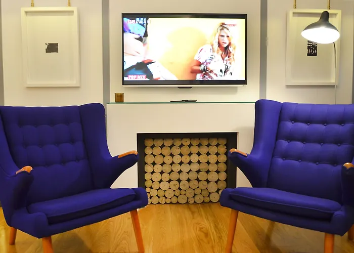 Browns 4* Лиссабон