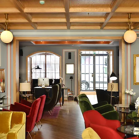 Ξενοδοχείο Browns 4*