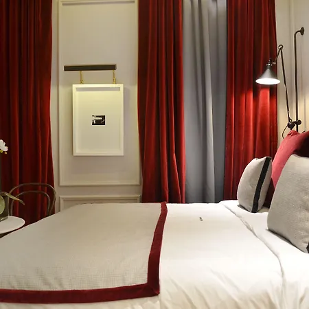 Browns Hotel